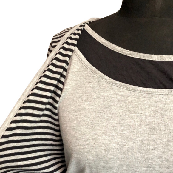 Black & Grey Striped Jason Maxwell Fooler Top, Size Medium - Picture 5 of 6